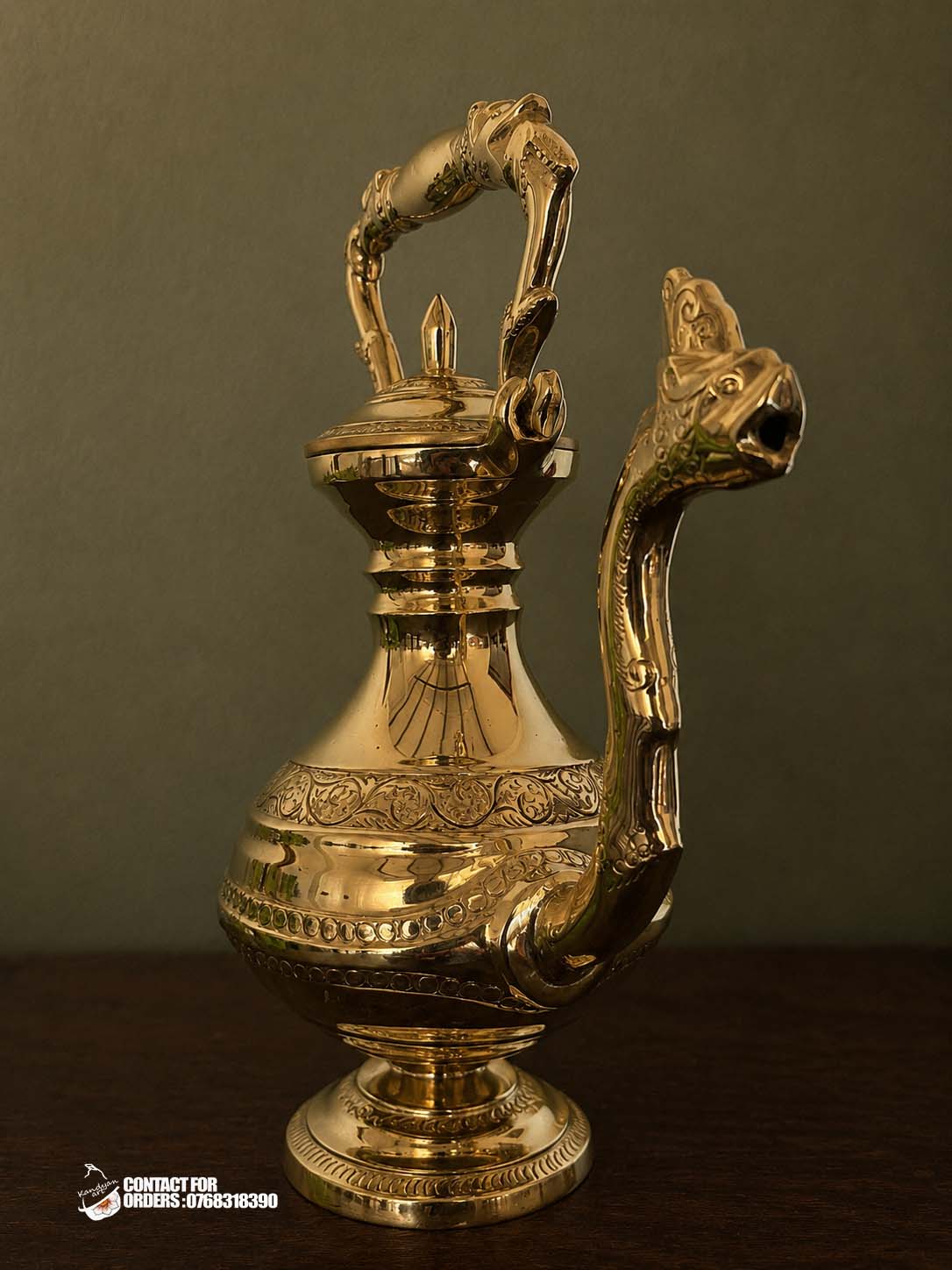 traditional-sri-lankan-wedding-poruwa-ritual-water-pitcher